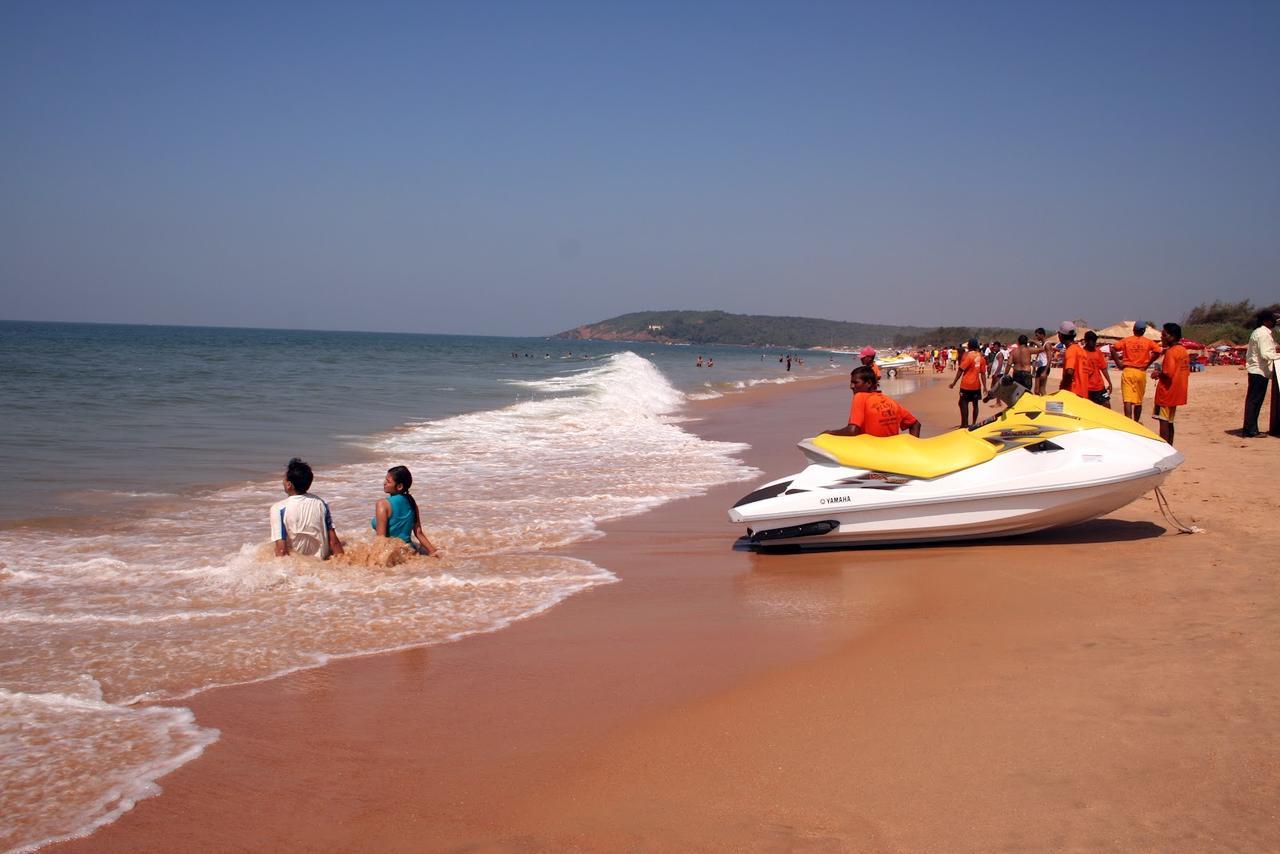 Dreams Palm Beach Resort Calangute Ngoại thất bức ảnh